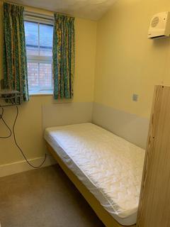 Studio to rent, 1 bed studio Grove Street, CV32 5AG