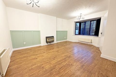 3 bedroom terraced house to rent, Needham Close, Runcorn