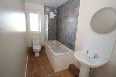 2 bedroom flat for sale - Whinmoor Place, Cowgate, Newcastle upon Tyne, Tyne and Wear, NE5 3BA