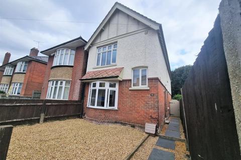 4 bedroom house to rent, Bedford Place