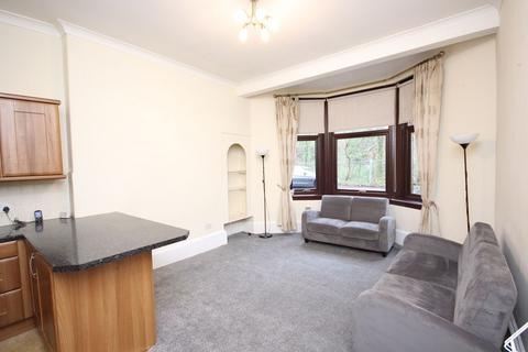 2 bedroom flat to rent - Auldhouse Avenue, Glasgow - Available Now!