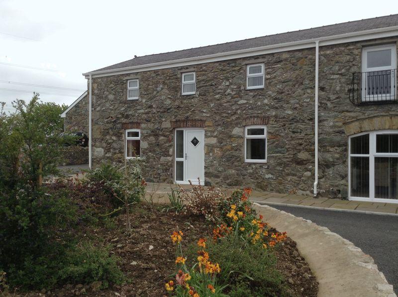 Star, Anglesey 2 bed terraced house £179,950