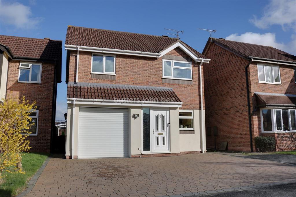 Merlin Way, Crewe 3 bed detached house £180,000