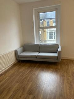 1 bedroom flat to rent, Albion Road, London N16