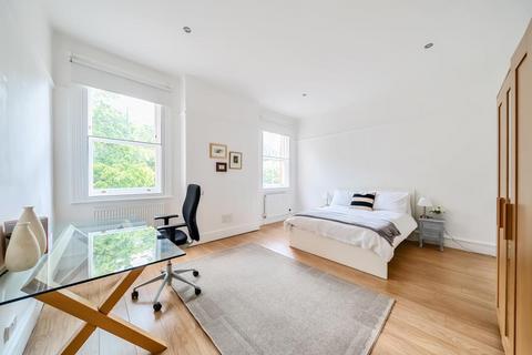 3 bedroom apartment to rent, Finchley Road,  London,  NW3