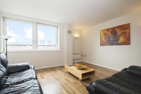 2 bedroom flat to rent, Great Dover Street, London