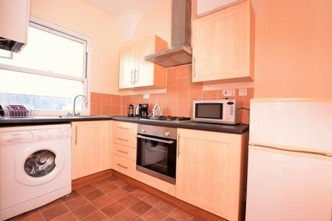 1 bedroom flat to rent, Amersham Hill, High Wycombe