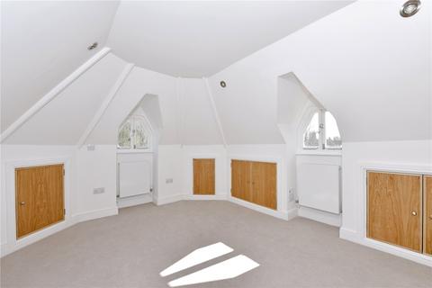 4 bedroom detached house to rent, Remenham Lane, Remenham, Henley-on-Thames, Oxfordshire, RG9