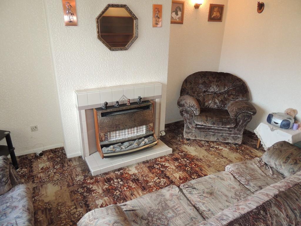 Hubert Drive, Middlewich 2 bed semidetached house £134,950