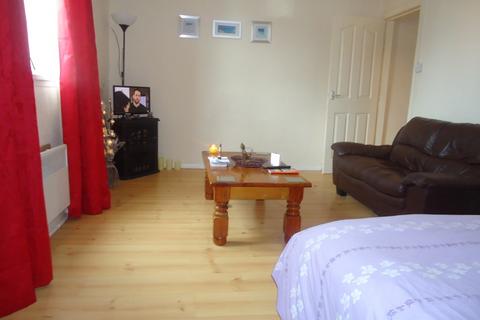 1 bedroom flat to rent, Castle Street, Stockport