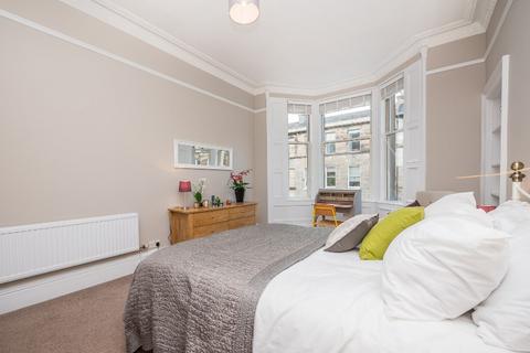 4 bedroom flat to rent, West Preston Street, Edinburgh, EH8