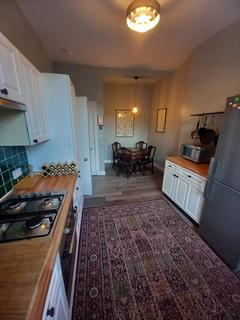 3 bedroom flat to rent, Bruntsfield Avenue, Bruntsfield, Edinburgh, EH10