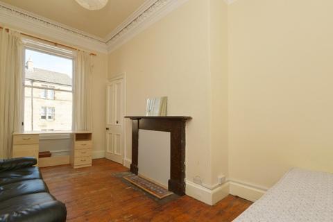 3 bedroom flat to rent, Marchmont Road, Marchmont, Edinburgh, EH9