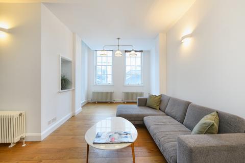 undefined, Wellington Street, London