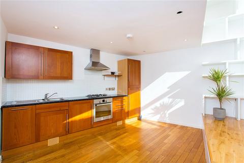 1 bedroom ground floor flat to rent, Colony Mews, London, N1