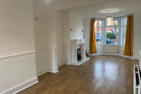 3 bedroom end of terrace house to rent - Murrayfield Road, HULL, HU5 4DN