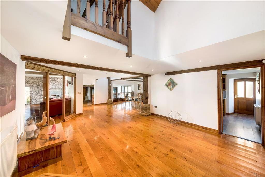 Lower Maythorne Lane, Victoria, Holmfirth, HD9 6 bed detached house £