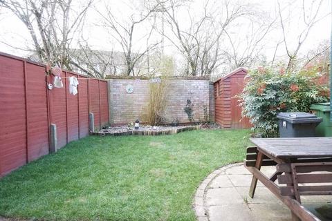 1 bedroom terraced house to rent, Larchwood, Basingstoke RG24