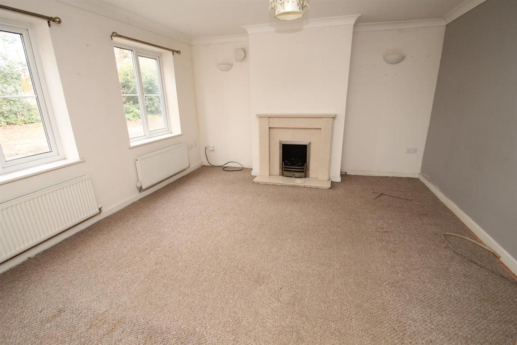 Heathfield Road, Penenden Heath, Maidstone 5 bed detached house £350,000
