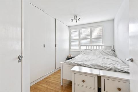 2 bedroom apartment to rent, Roxborough House, Northcote Road, Twickenham, TW1