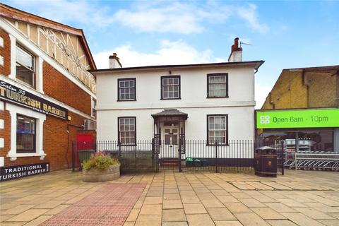 1 bedroom apartment to rent, High Street, Theale, Reading, Berkshire, RG7