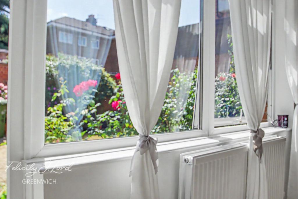 Apartment in London - View 3