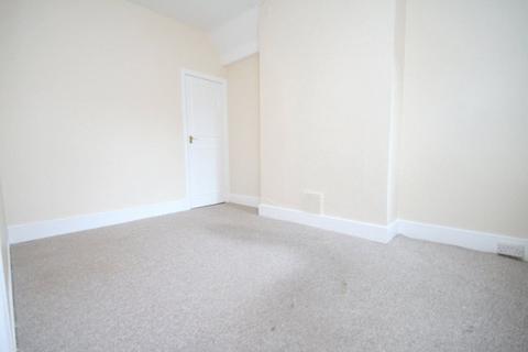 2 bedroom apartment to rent, East Street, Littlehampton, West Sussex