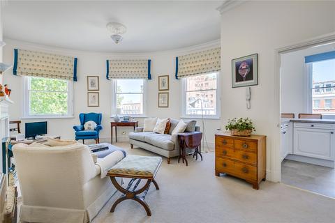 undefined, Salisbury House, 3 Drummond Gate, London, SW1V