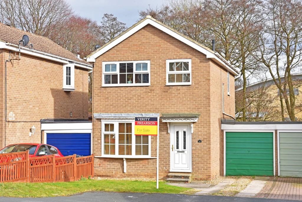 Nesfield Close, Harrogate 3 bed detached house £235,000