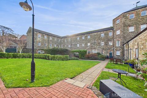 1 bedroom flat for sale, Truro