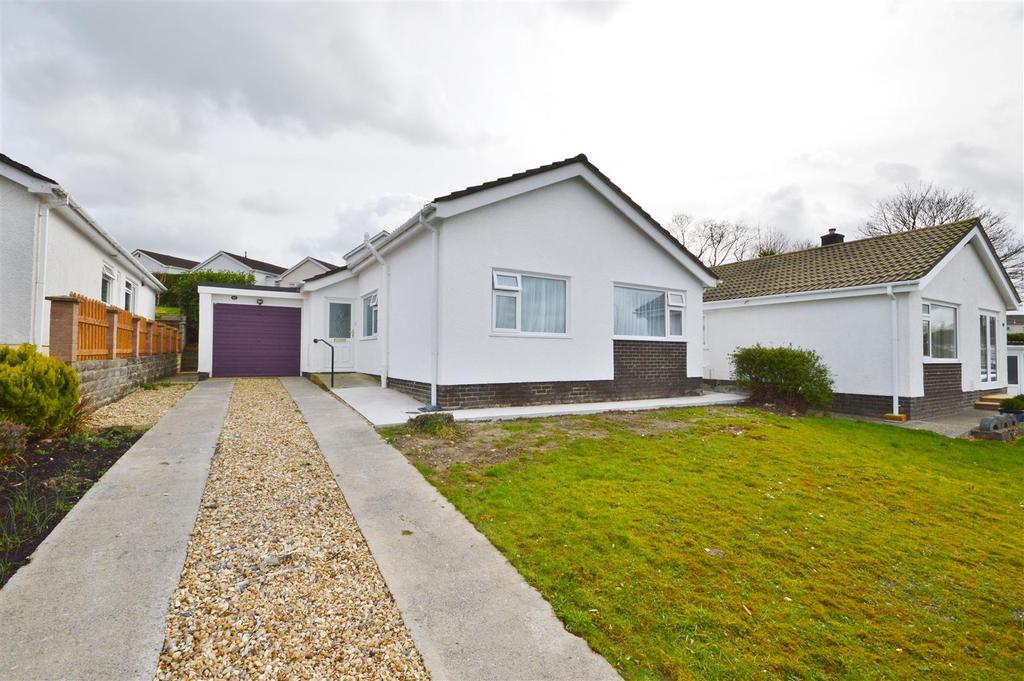 Elder Grove, Llangunnor, Carmarthen 2 bed detached bungalow £190,000