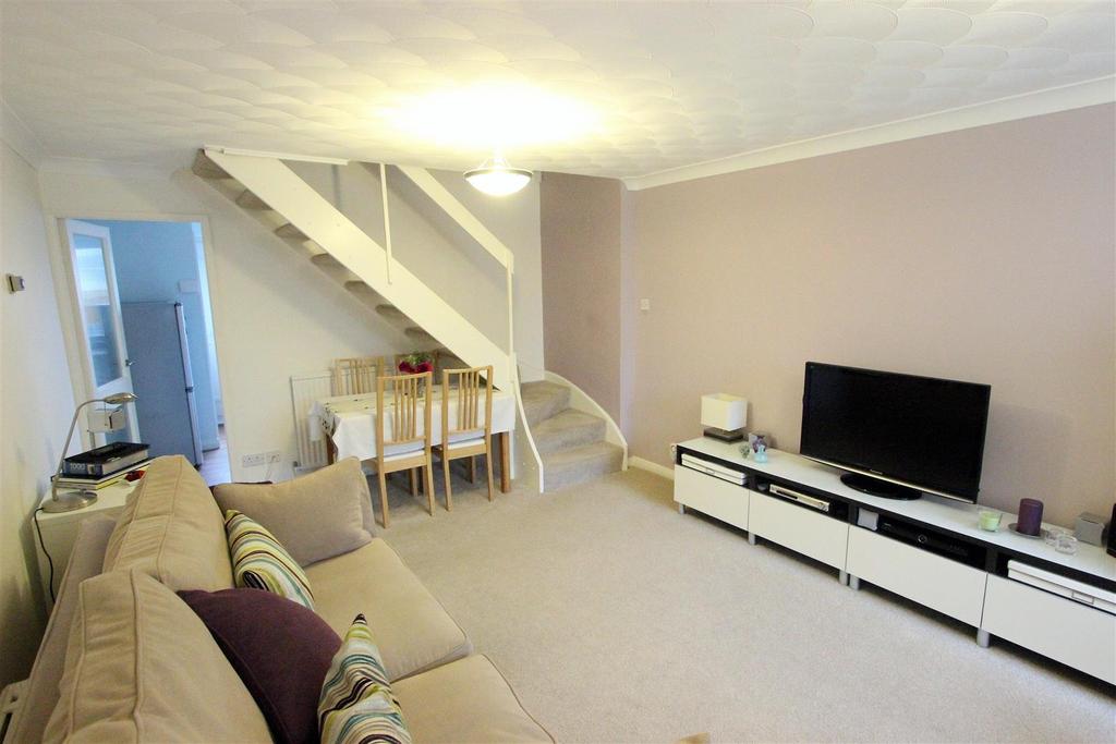 Sparrow Hall Drive, Darlington 2 bed terraced house £500 pcm (£115 pw)