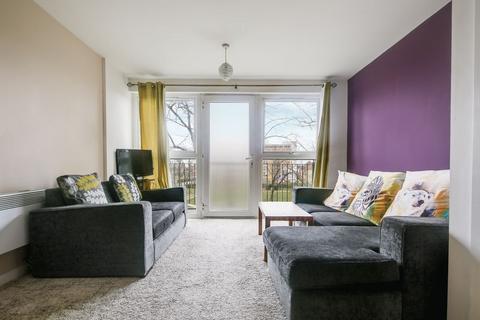 1 bedroom apartment to rent, Memorial Heights, Newbury Park, IG2