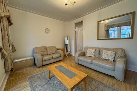 1 bedroom maisonette to rent, Esmond Road, Kilburn