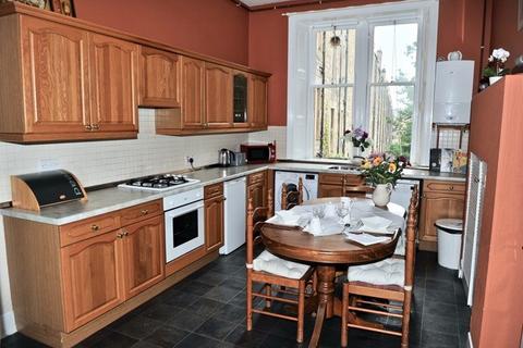 5 bedroom flat to rent, Spottiswoode Street, Marchmont, Edinburgh, EH9