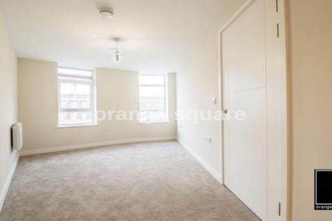 1 bedroom apartment to rent, perth road , Ilford  IG2