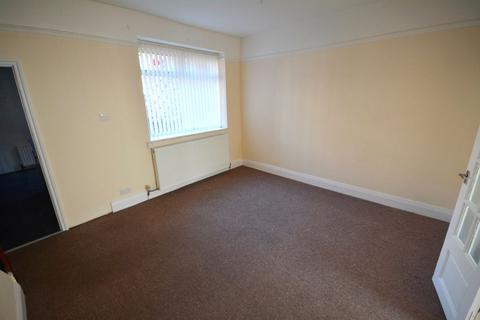 3 bedroom end of terrace house to rent, School Terrace, South Moor, DH9