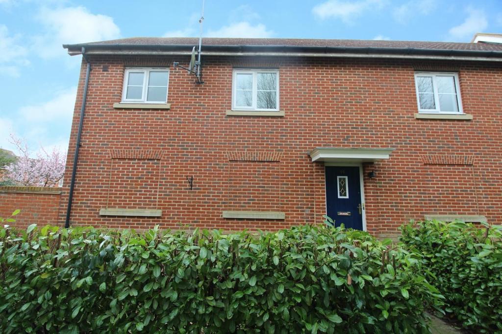 Holst Avenue, Witham, Essex, CM8 2 bed house £225,000