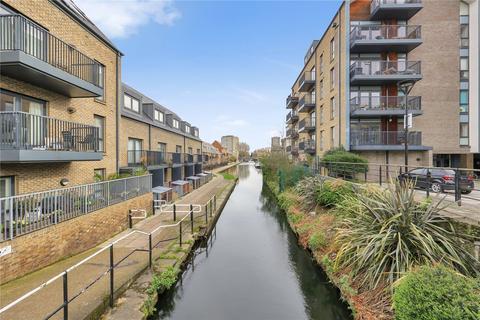 undefined, Stoneway Walk, E3