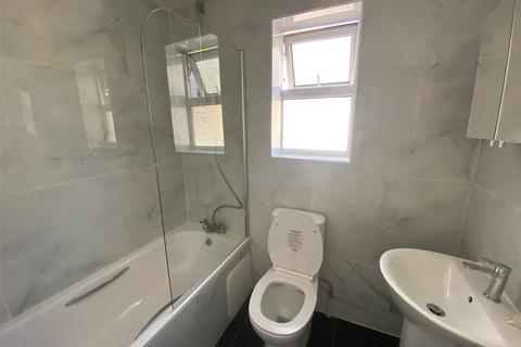 1 bedroom apartment to rent, The Avenue, London, E4
