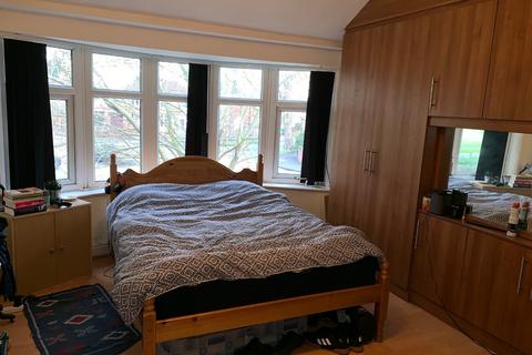 4 bedroom semi-detached house to rent, Parsonage Road, Manchester M20