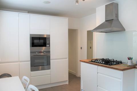 1 bedroom flat for sale, Ryefield Court, Northwood Hills HA6