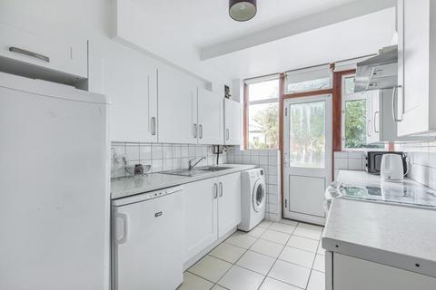 4 bedroom semi-detached house to rent - Nether Street,  Finchley,  N3