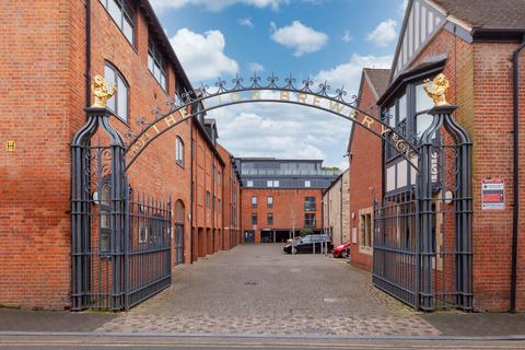 1 bedroom apartment to rent, The Lion Brewery, Oxford