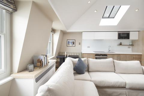 1 bedroom apartment to rent, King Street, Covent Garden WC2