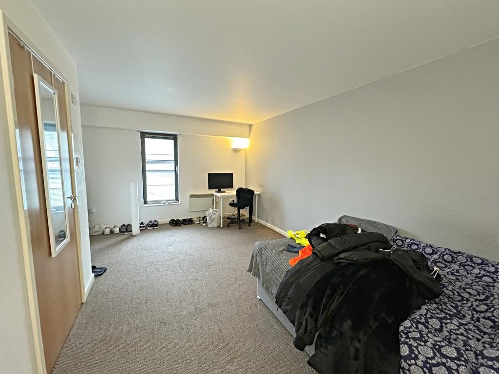 Bedroom 2b