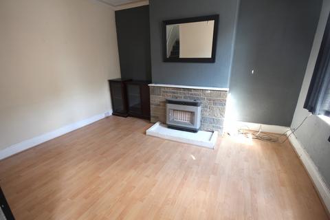 1 bedroom terraced house to rent, Cleveleys Terrace, Leeds, LS11