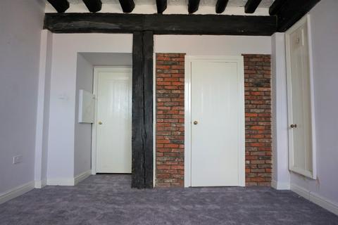 undefined, High Street, Hull HU1