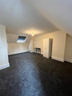 2 bedroom apartment to rent, Pershore Road, Selly Park, Birmingham, B29