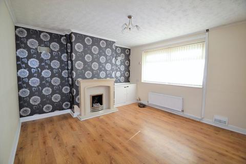 3 bedroom semi-detached house to rent, Cambrai Crescent, Manchester